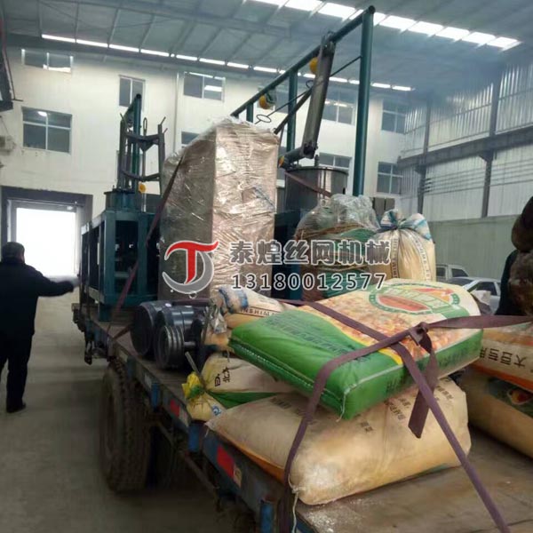 連罐滑輪拔絲機裝車發貨 - 安徽銅陵史先生